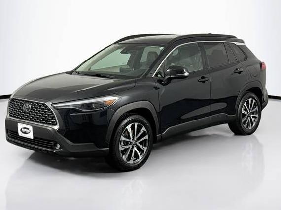 TOYOTA COROLLA CROSS 2022 7MUDAABG4NV007896 image